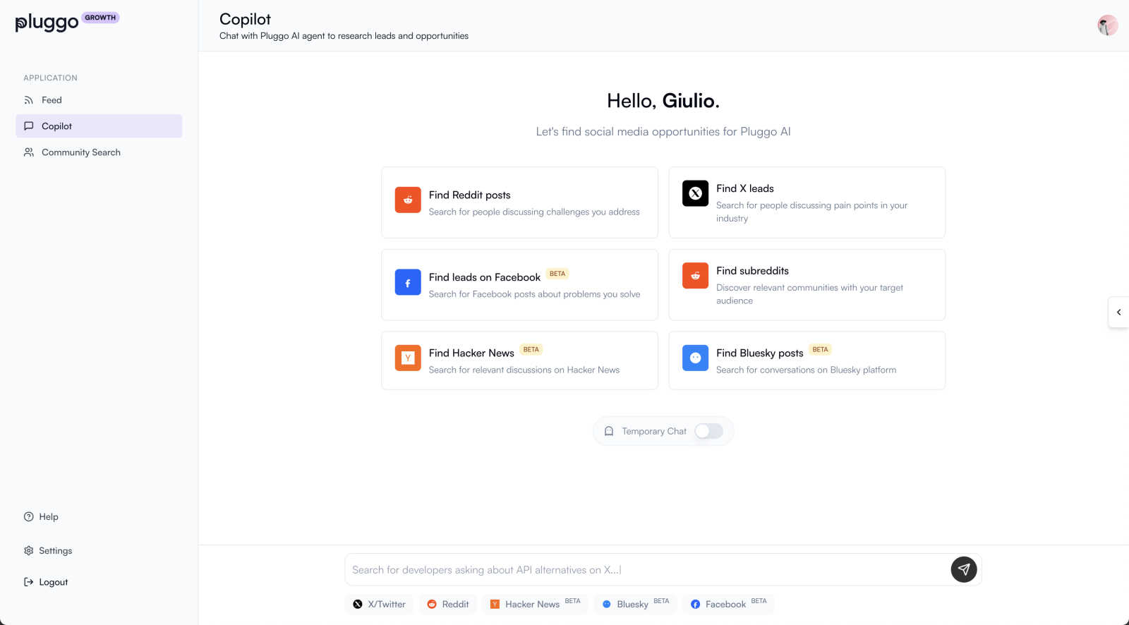 Pluggo application interface and features